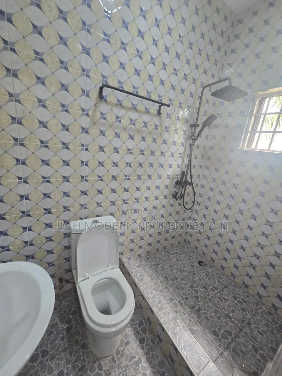 2bdrm Apartment in Teshie Tebibiano, Accra Metropolitan for rent in Accra Metropolitan