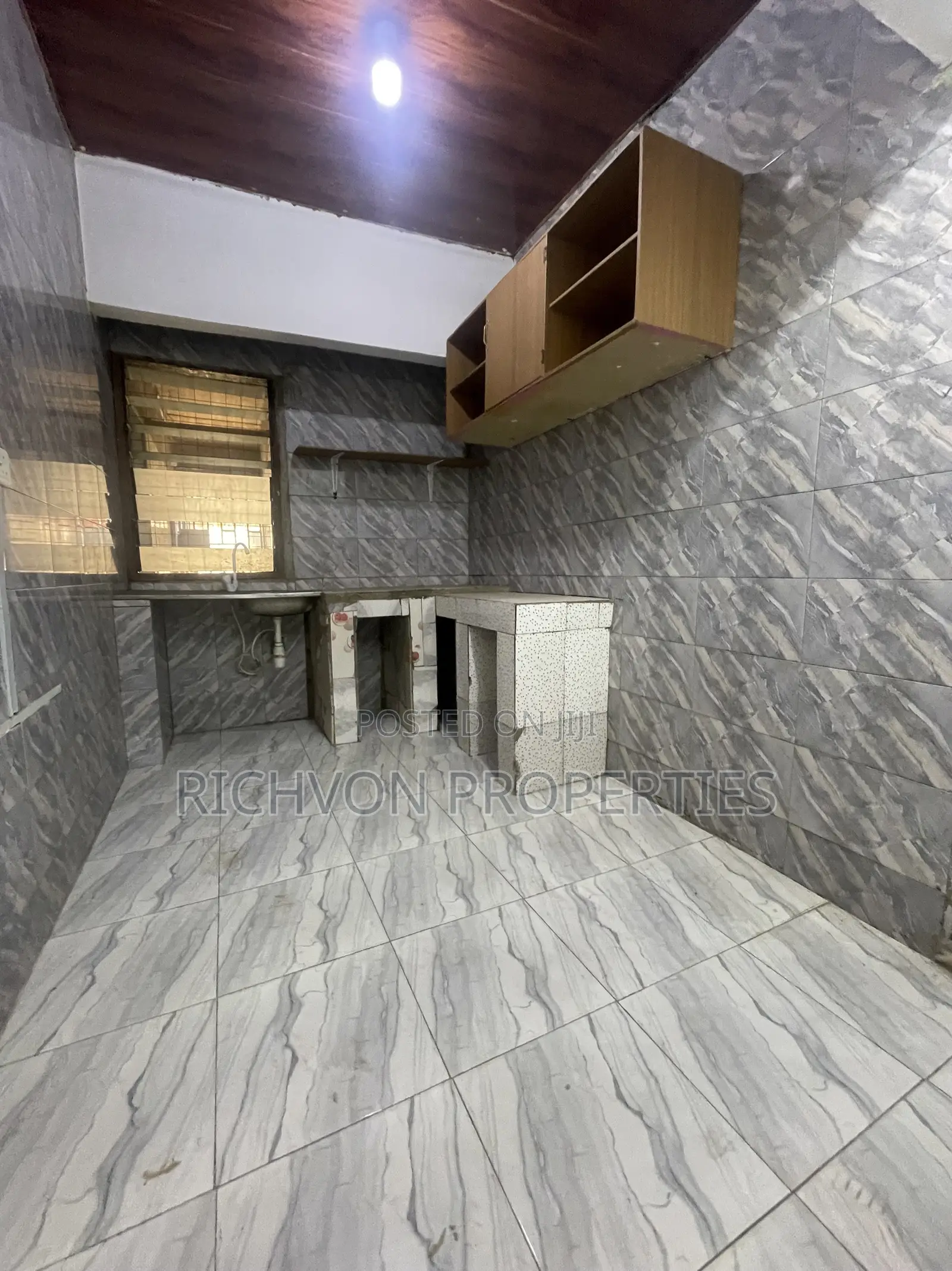 1bdrm Apartment in Richvon Properties, Baatsona Total for rent in Baatsona Total