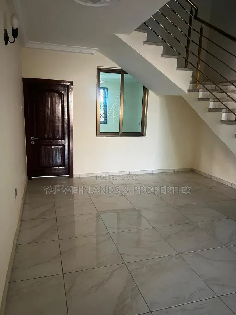 4bdrm House in Borteyman, Baatsona Total for rent in Baatsona Total