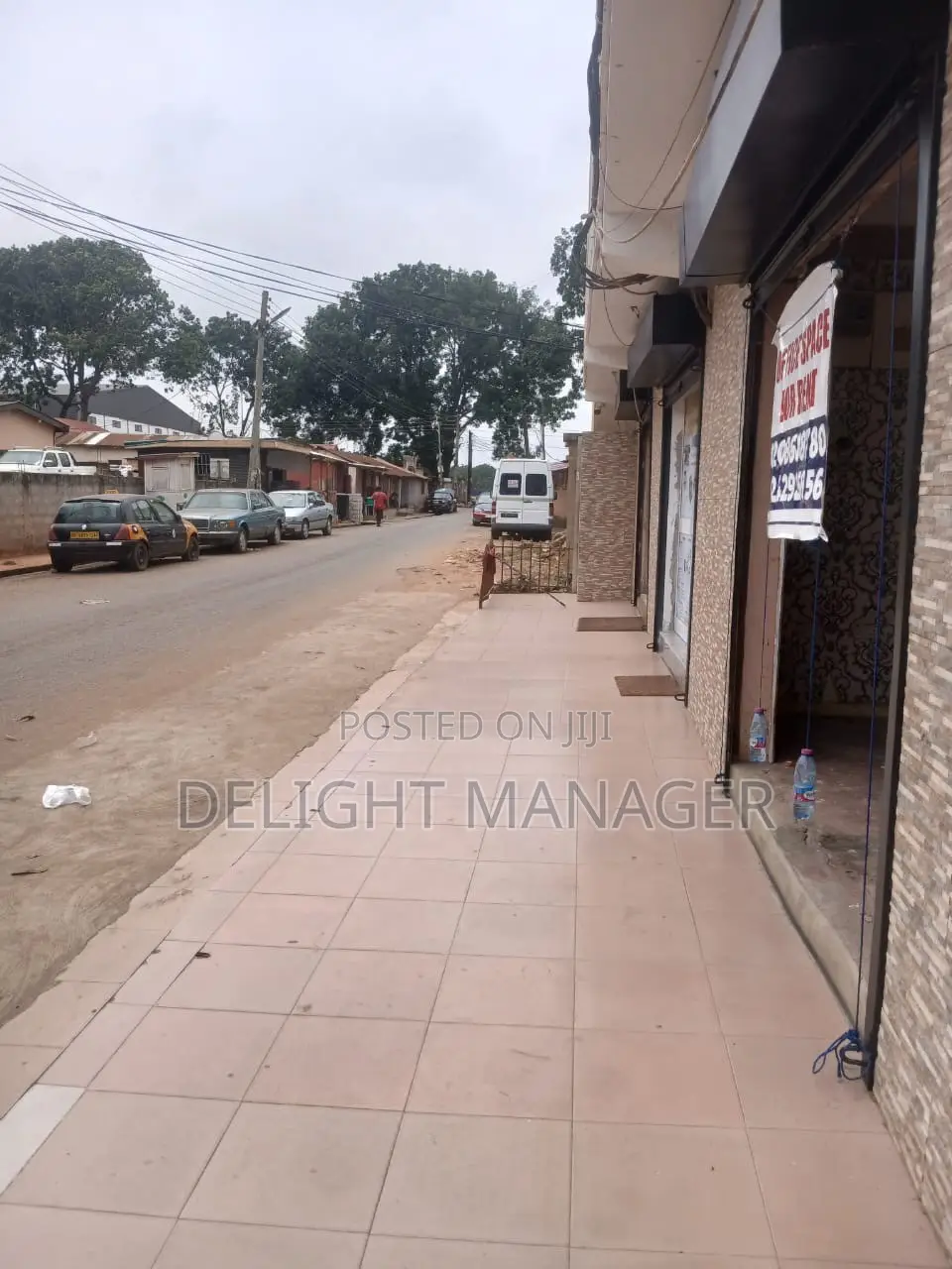 Shop for Rent at Darkuman in Darkuman