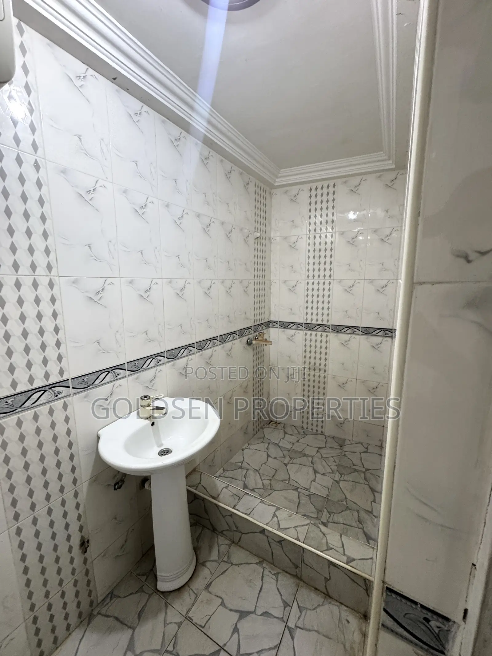 2bdrm Apartment in Mile 7 for rent in Mile 7