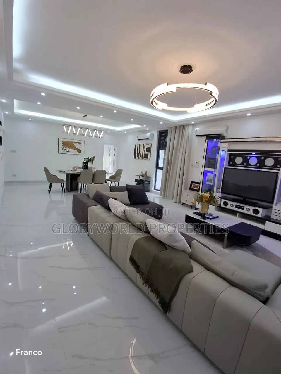 Furnished 5bdrm Duplex in Sakumono for sale in Sakumono