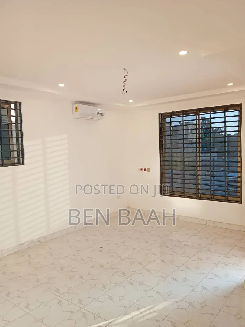 3bdrm Duplex in Ben Properties, Pentecost for sale in Pentecost