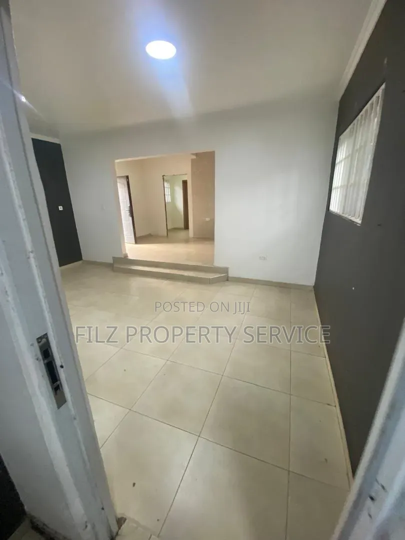 2bdrm House in Abelempke Taxi Rank, Methodist Church Area for rent in Methodist Church Area