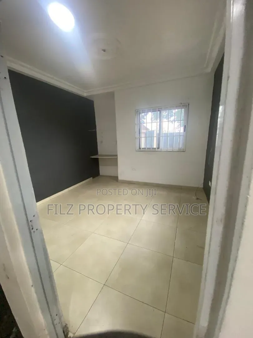 2bdrm House in Abelempke Taxi Rank, Methodist Church Area for rent in Methodist Church Area