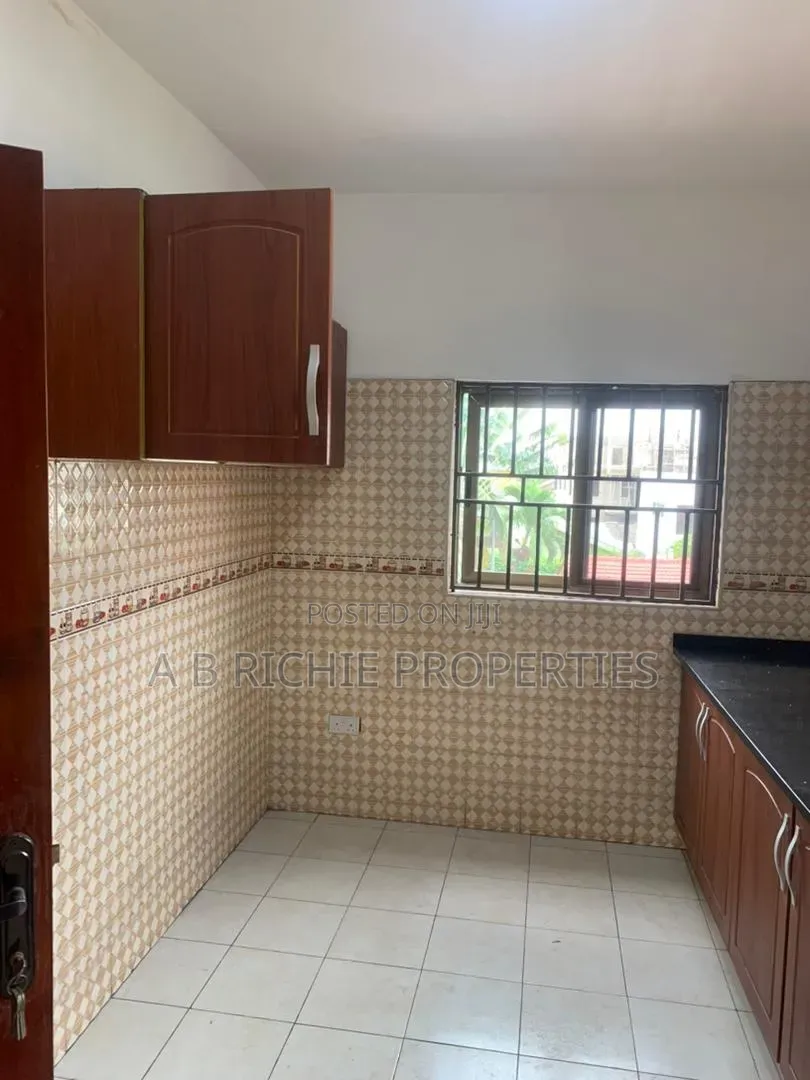 2bdrm Apartment in Ab Richie Properties, Dzorwulu for rent in Dzorwulu
