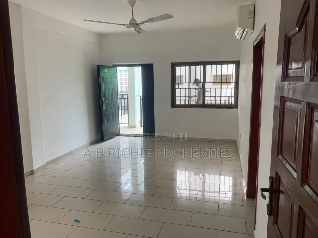 2bdrm Apartment in Ab Richie Properties, Dzorwulu for rent in Dzorwulu