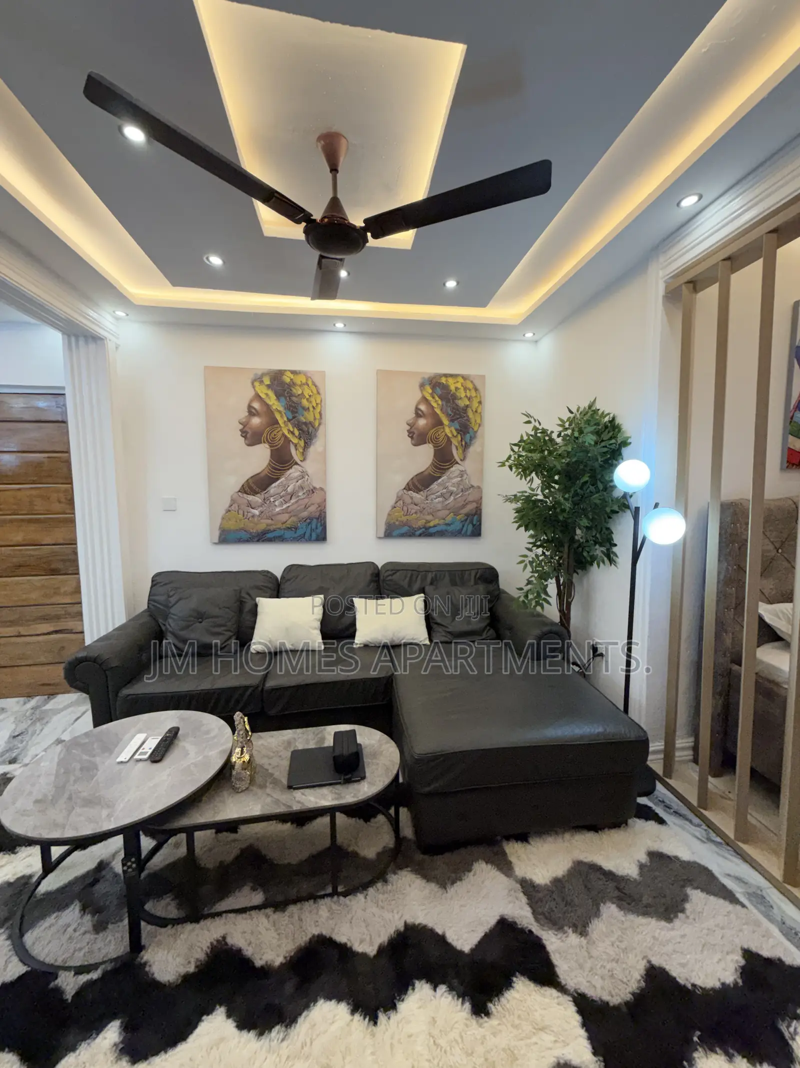 Luxury Furnished Studio for Short Stay – Tema Comm 25 in Community 25