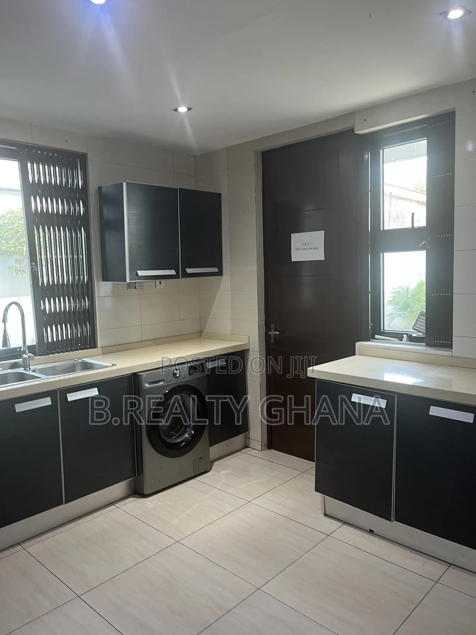 4bdrm Villa in Spintex for rent in Spintex
