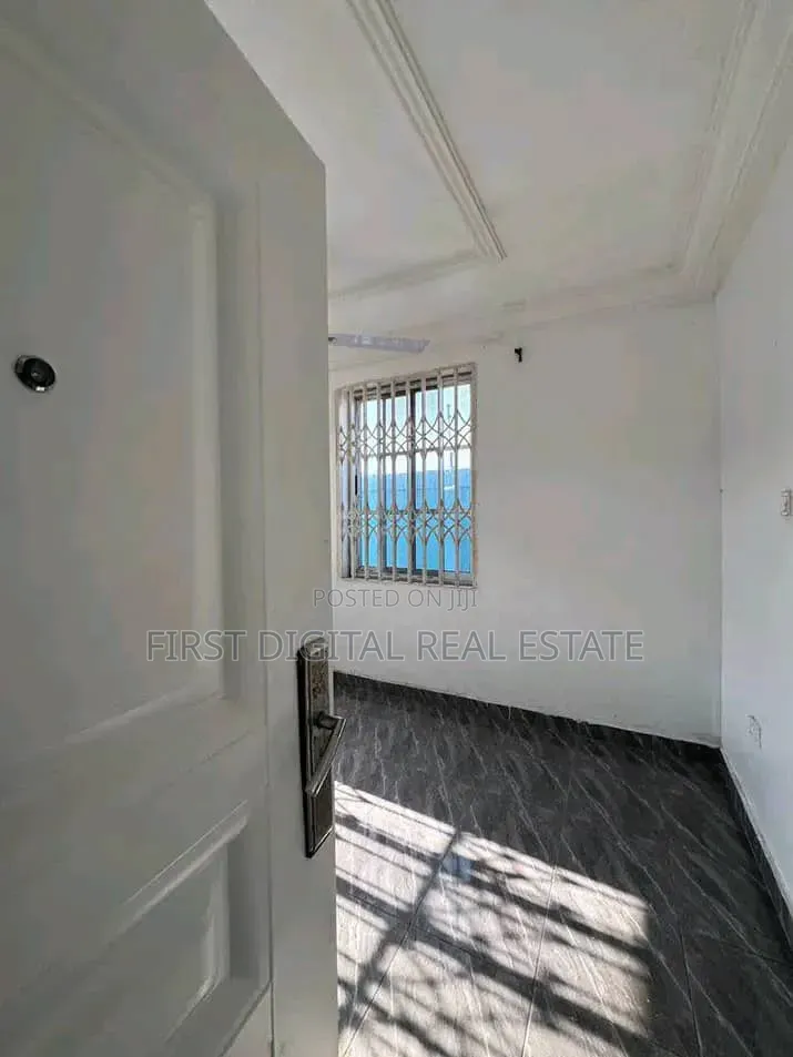 4bdrm House in First Digital Real, West Hills Mall Area for sale in West Hills Mall Area