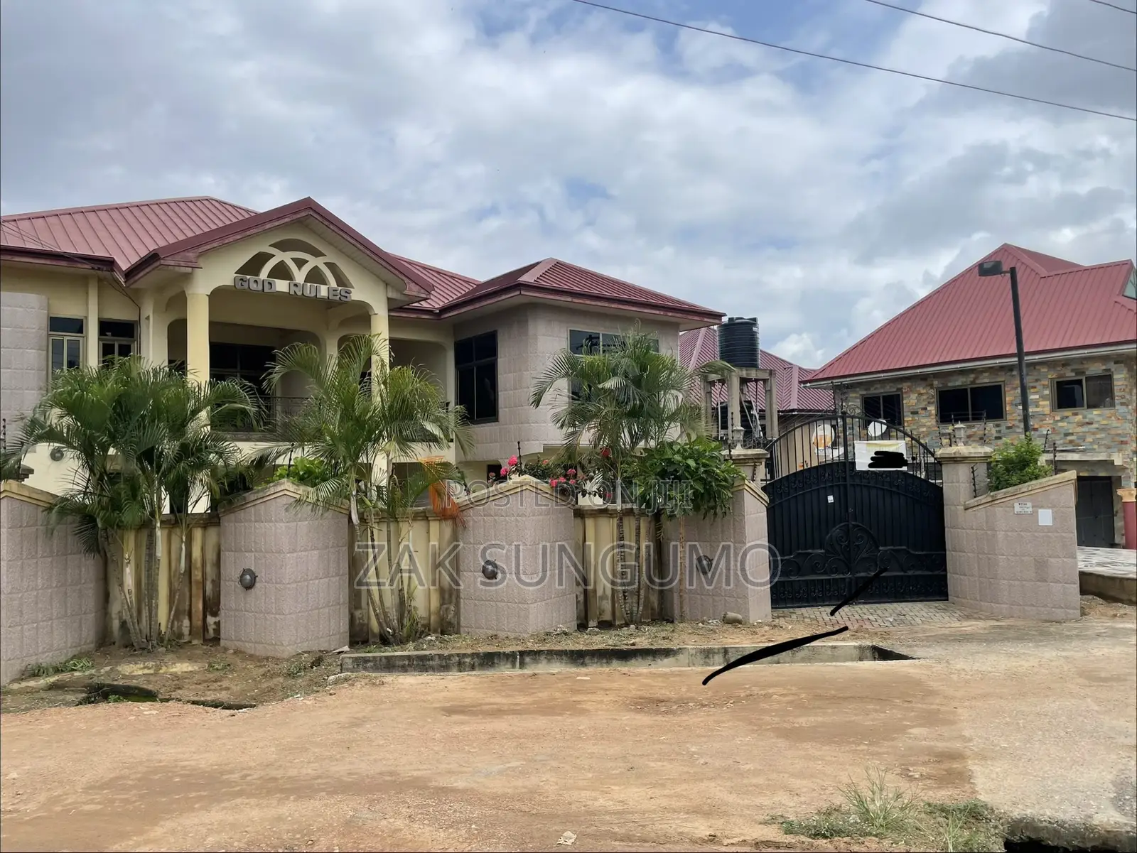 12bdrm House in Sl Agency, Kasoa for sale in Kasoa