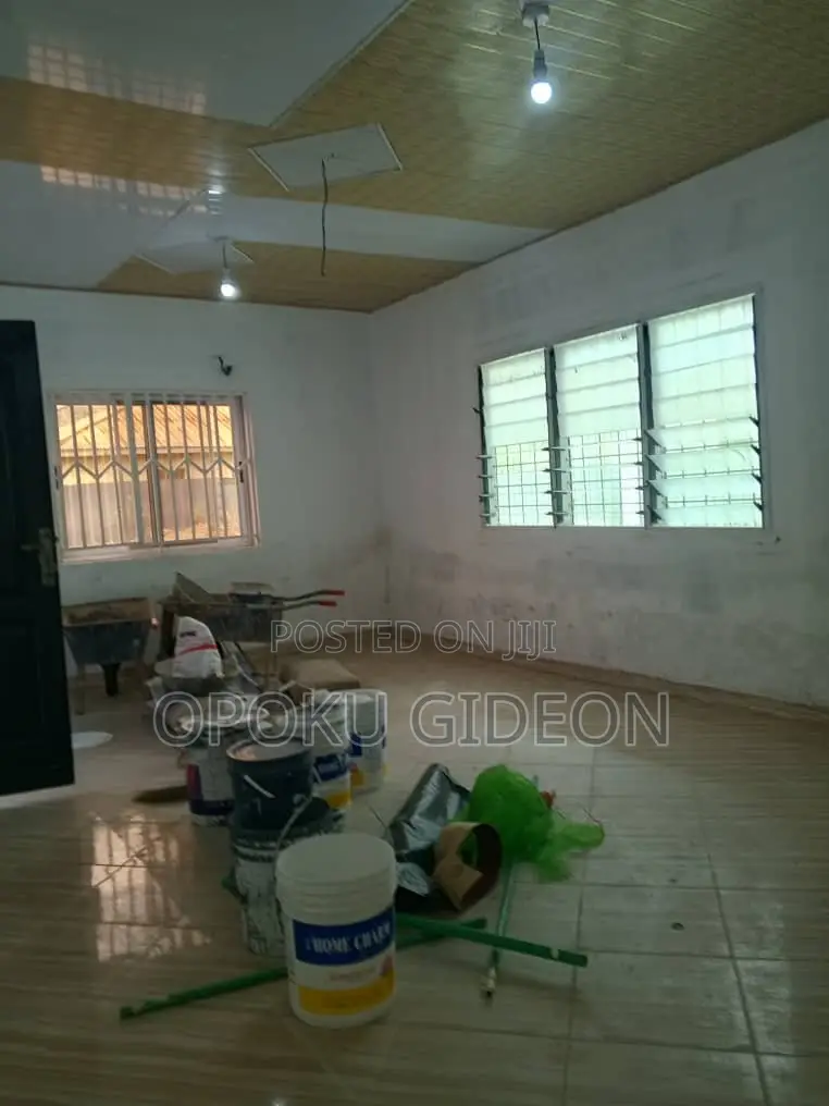 1bdrm Room & Parlour in Canada, Olebu for rent in Olebu