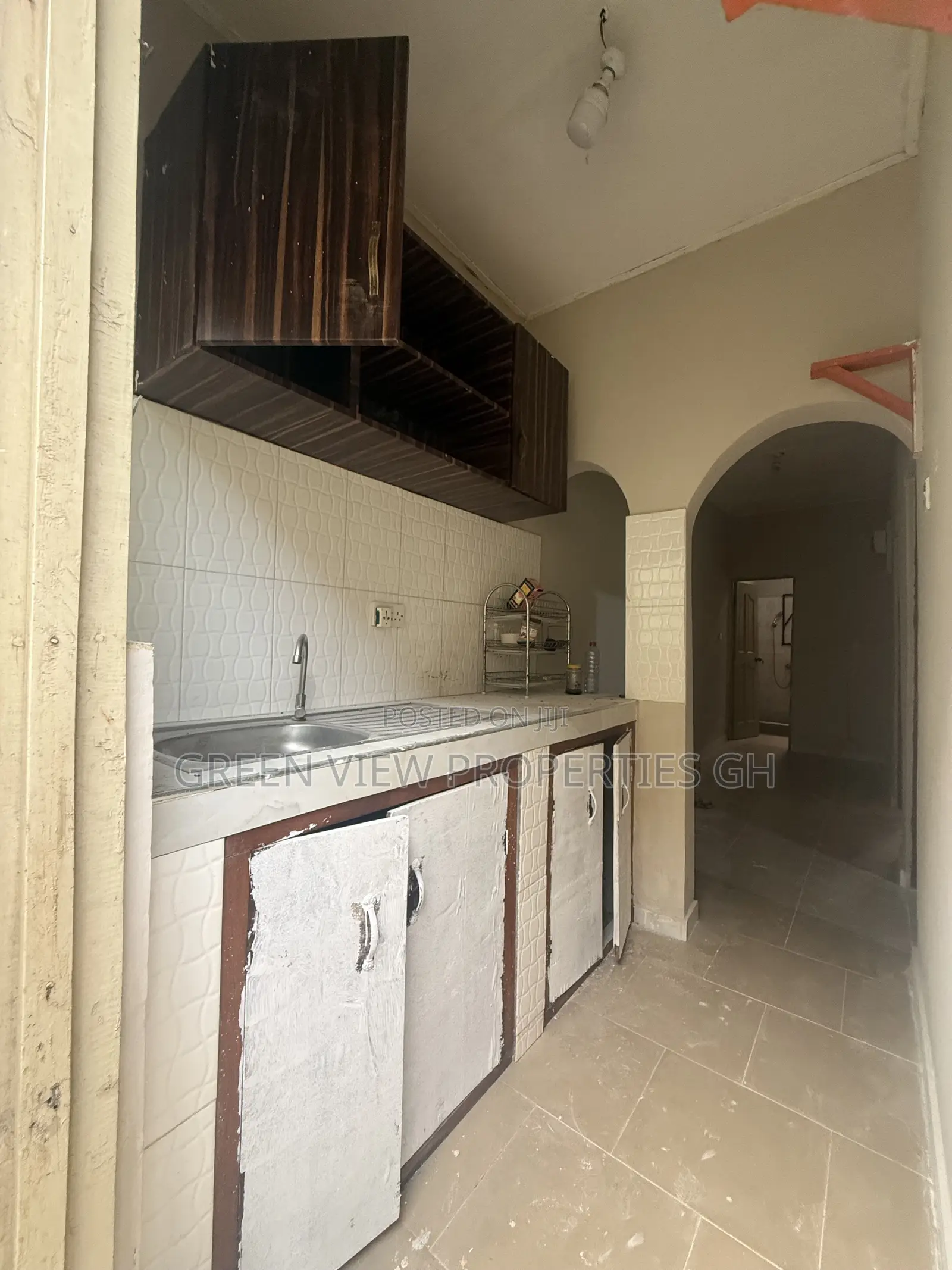1bdrm Room & Parlour in West Hills Mall Area for sale in West Hills Mall Area