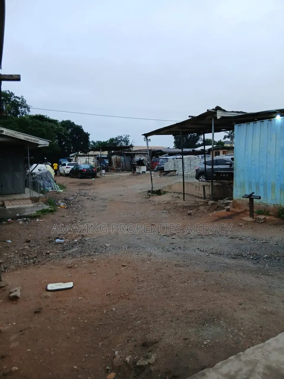For Sale 2plot's of Land atAdabraka in Market