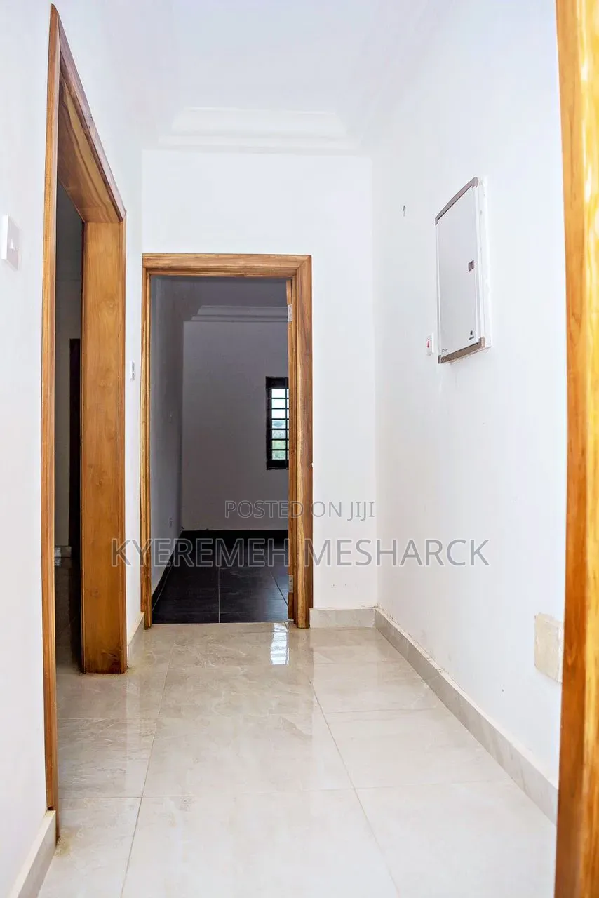 2bdrm Apartment in Oyibi  Sasaabi for rent in Sasaabi