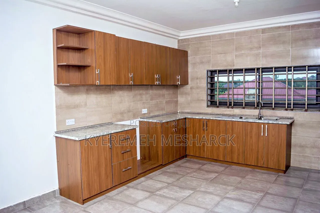 2bdrm Apartment in Oyibi  Sasaabi for rent in Sasaabi