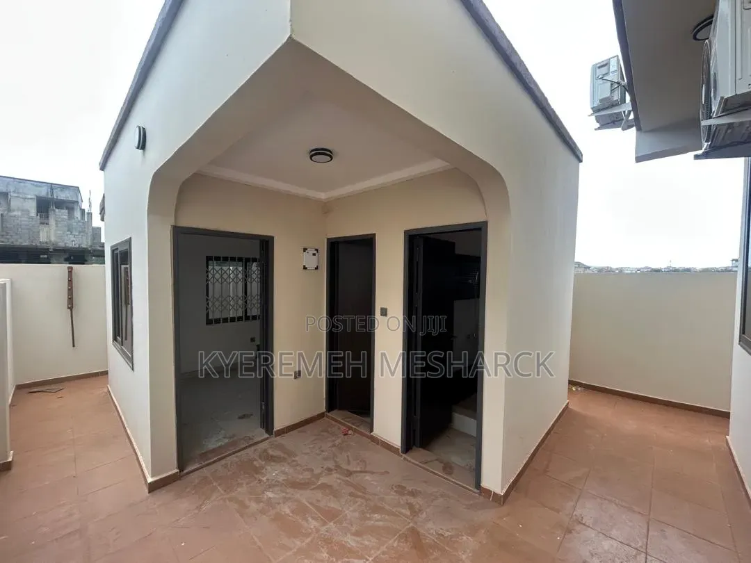 3bdrm Duplex in Pantang Agbogba, Ablorh Adjei for sale in Ablorh Adjei