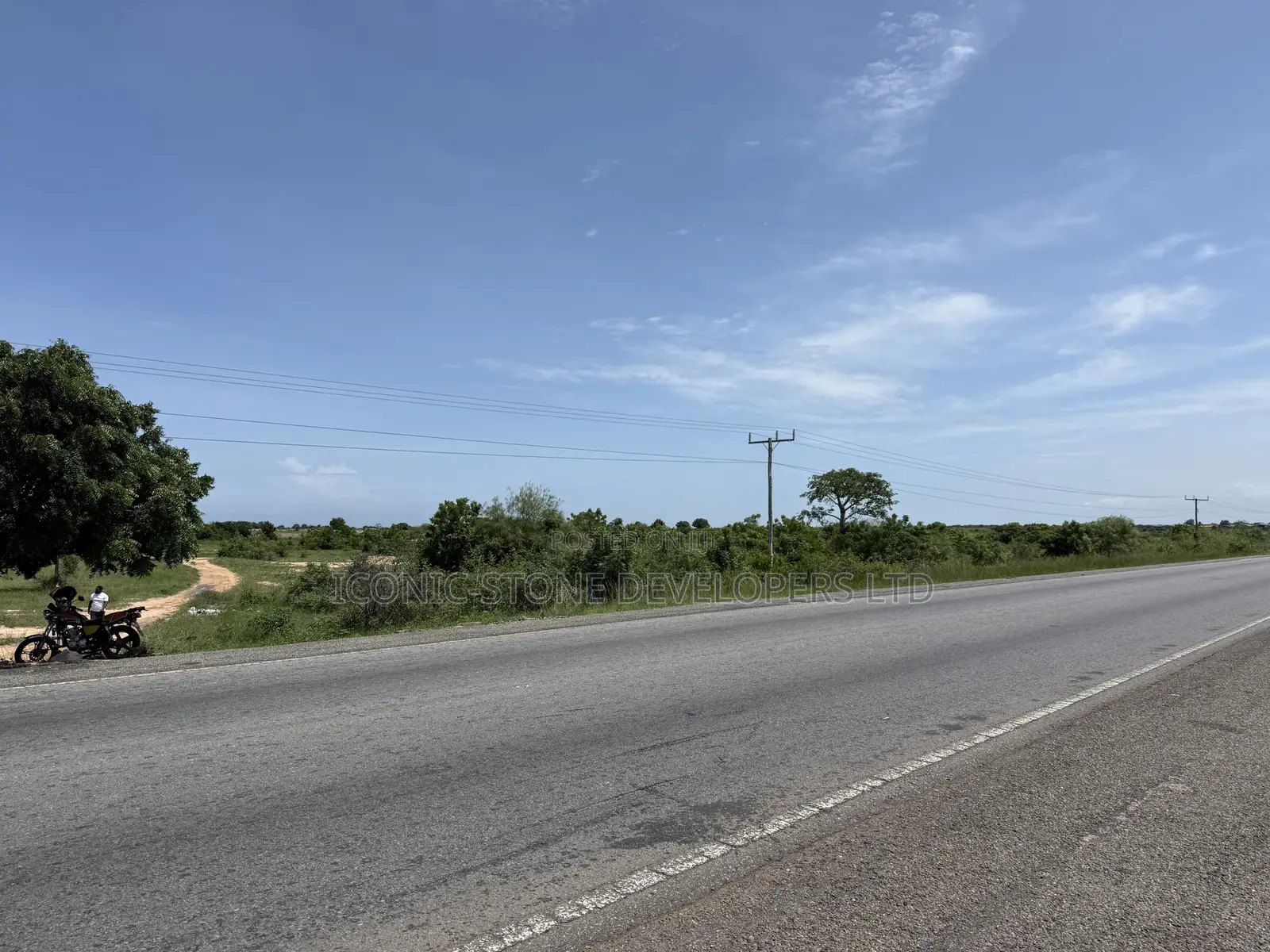 Acres of Roadside Land at Ada - Sege in Sege