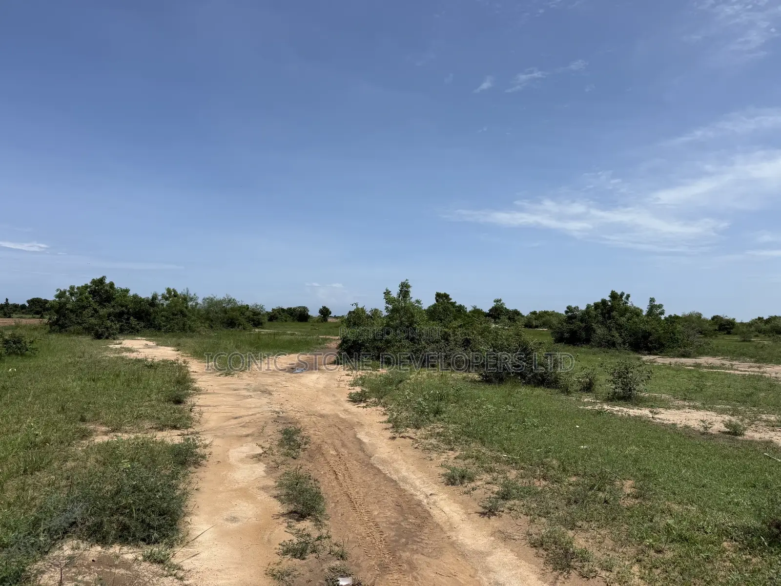 Acres of Roadside Land at Ada - Sege in Sege