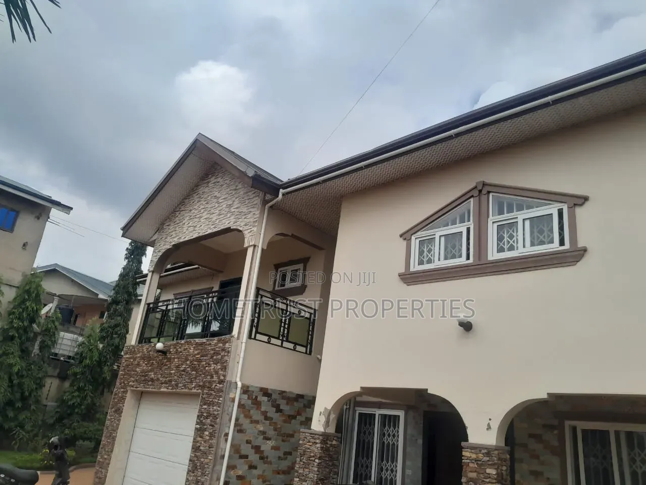 7bdrm Duplex in Botwe School, Nmai-Dzorn for rent in Nmai-Dzorn