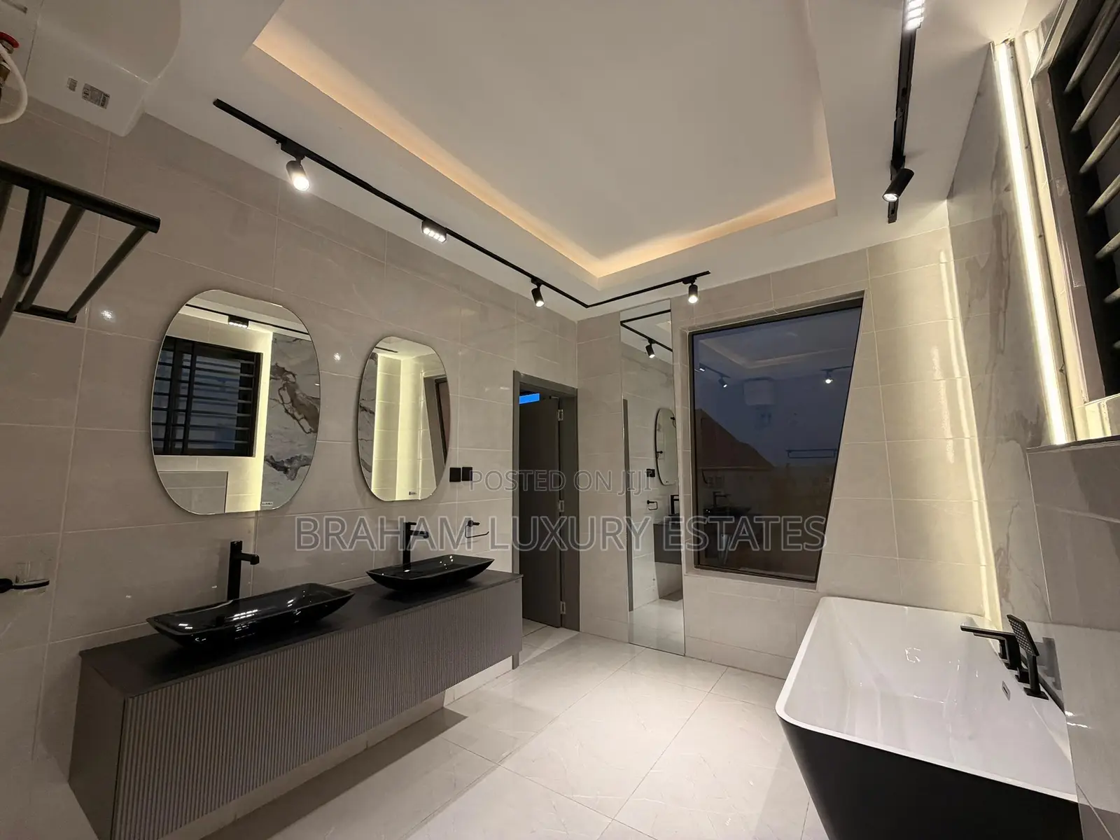 4bdrm House in Braham Luxury, East Legon for sale in East Legon