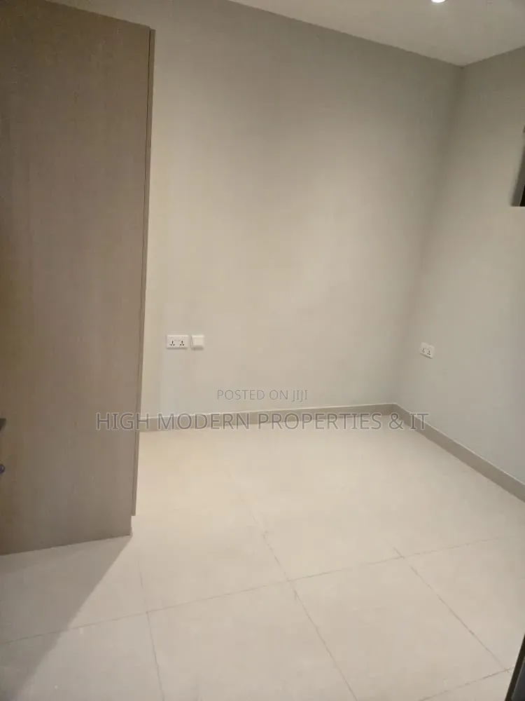 2bdrm Apartment in East Airport, Teshie for rent in Teshie