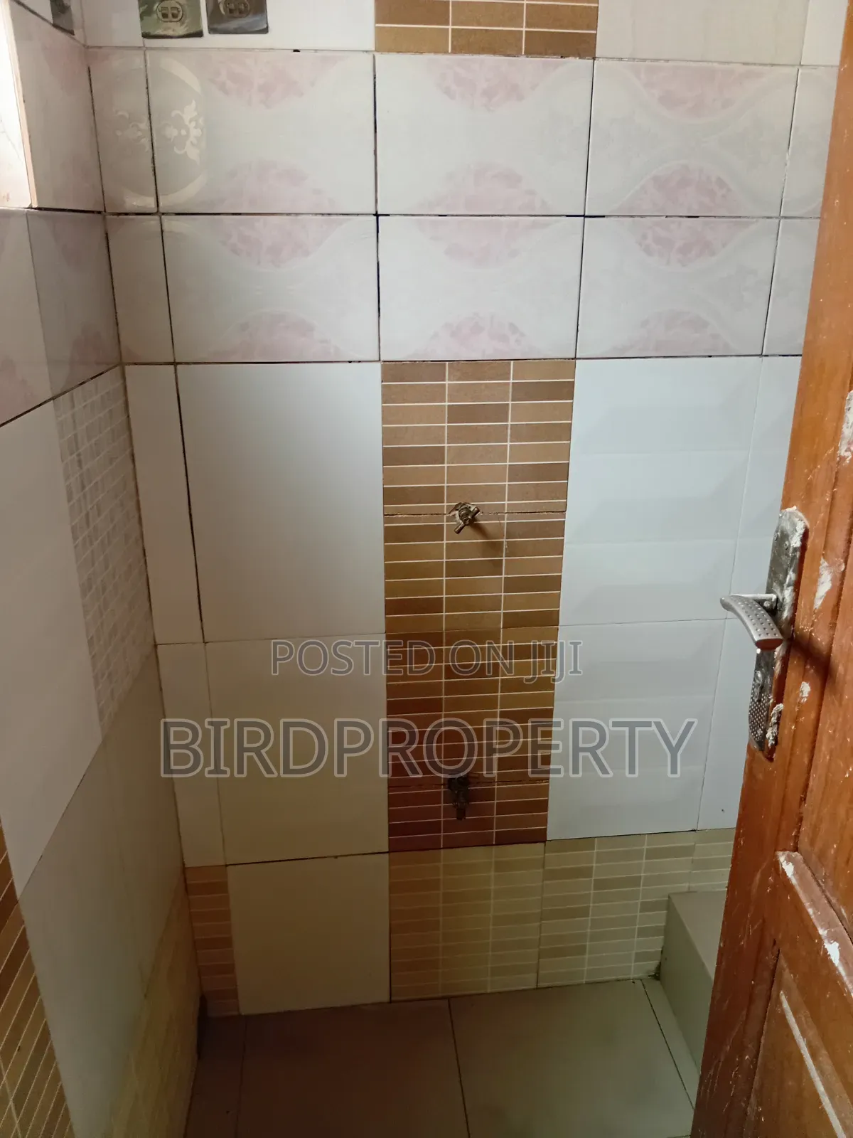 1bdrm Apartment in Bird-Group, Bawaleshie for rent in Bawaleshie
