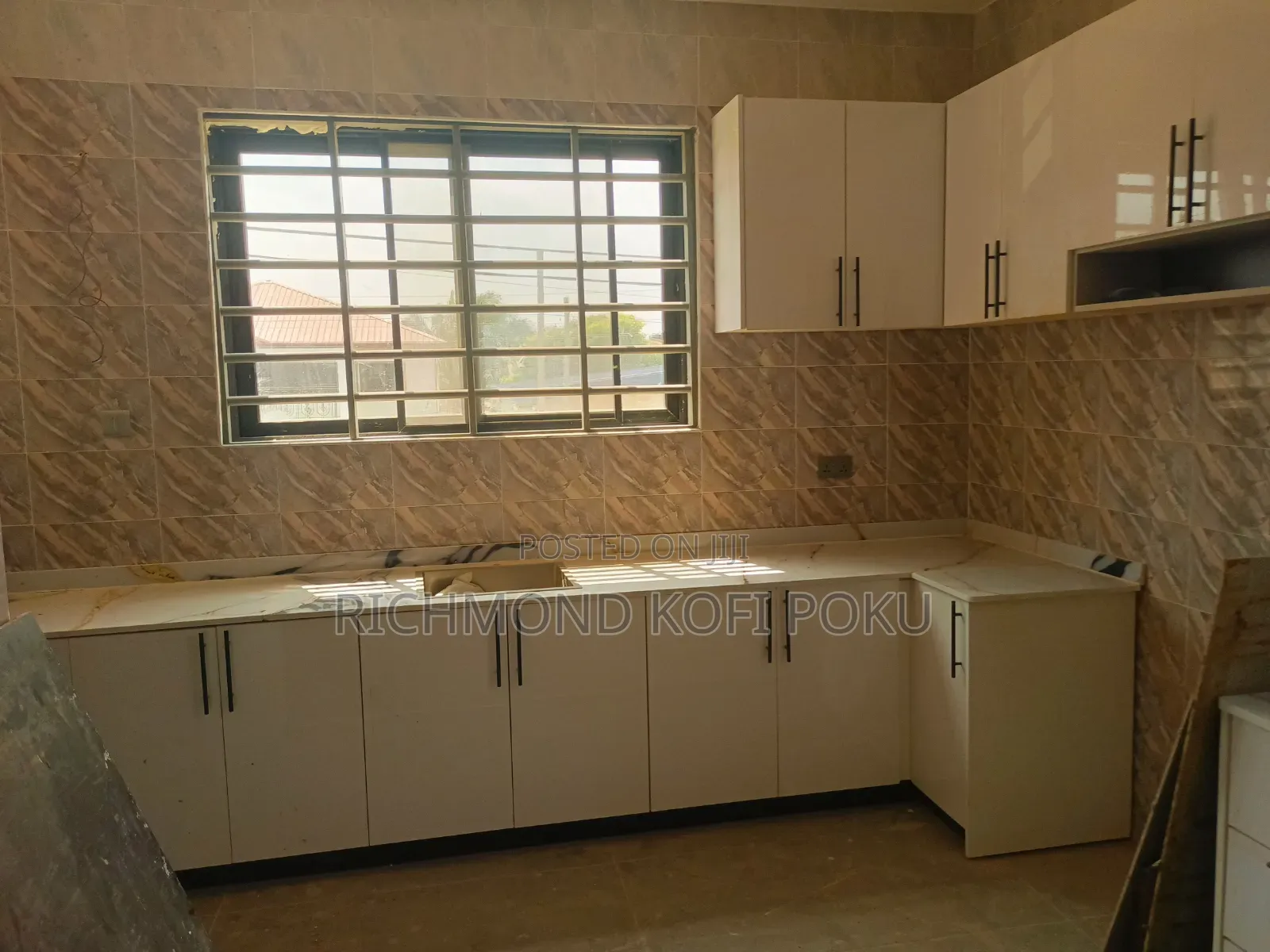 3bdrm Apartment in Kofis Realty, Baatsona Total for rent in Baatsona Total