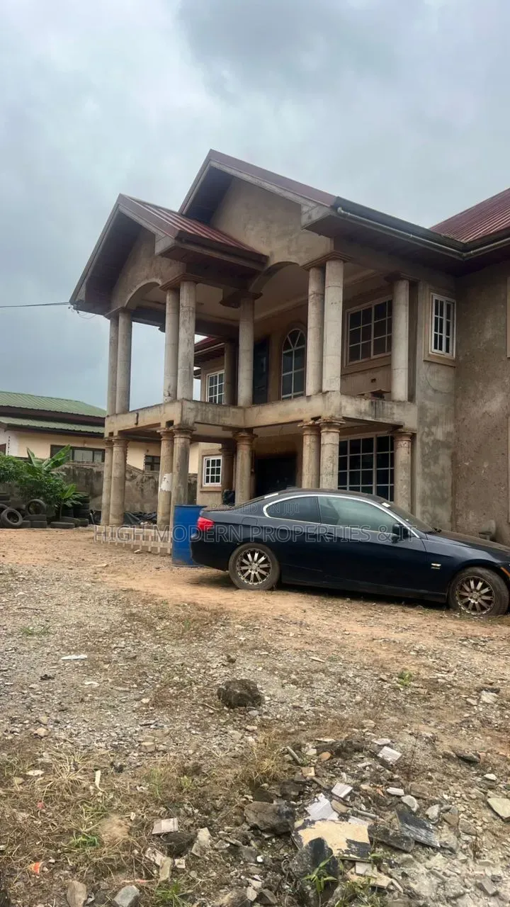 3bdrm House in Kwabenya Abuom for sale in Kwabenya