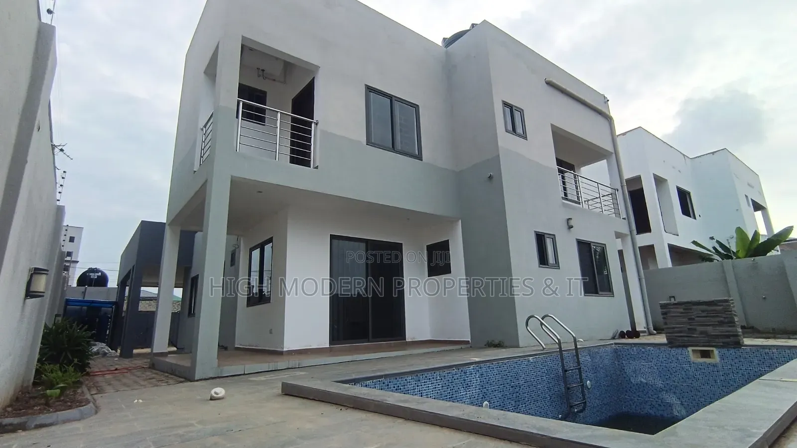 4bdrm House in East Airport, Teshie for rent in Teshie