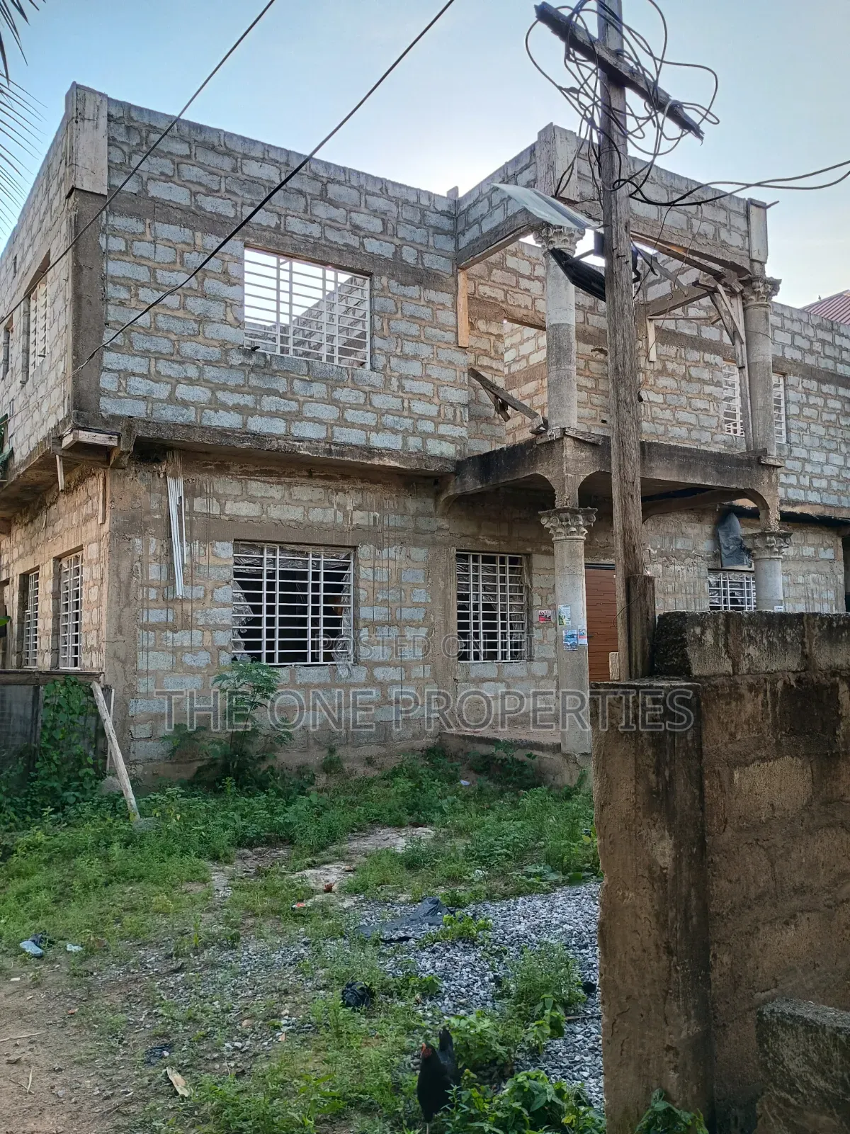 7bdrm Mansion in Kotoku Market Area, Amasaman for Sale in Amasaman