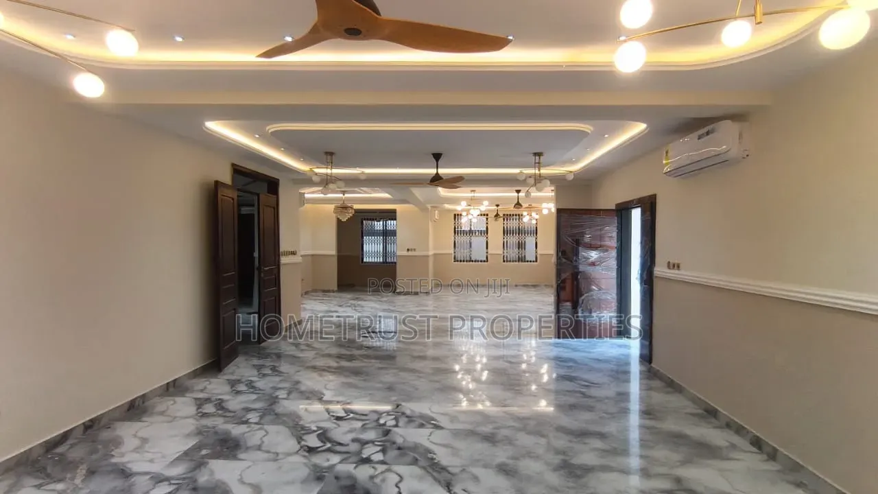 6bdrm Duplex in Tseaddo for rent in Tseaddo