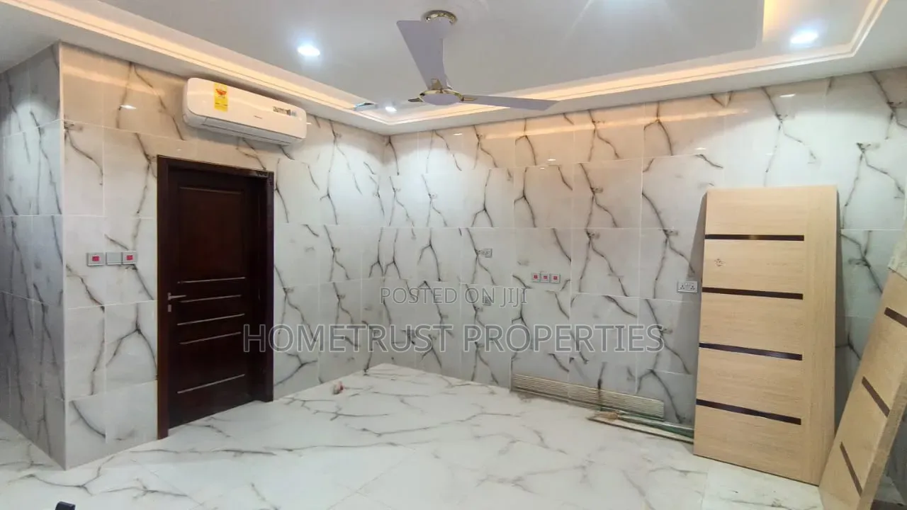 6bdrm Duplex in Tseaddo for rent in Tseaddo