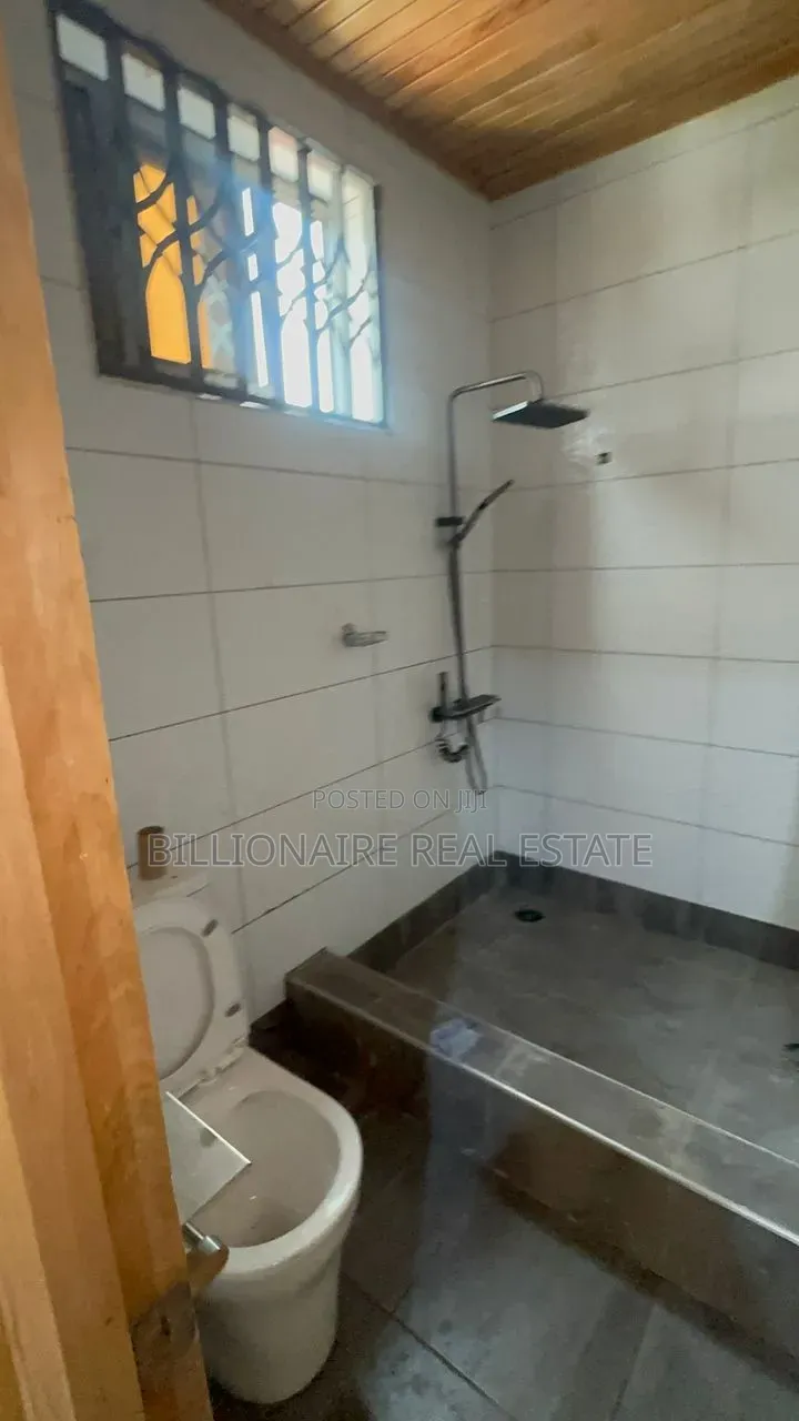 2bdrm Apartment in Atonsu Kuwait, Kumasi Metropolitan for rent in Kumasi Metropolitan