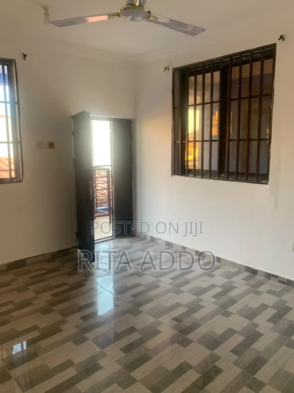 2bdrm Apartment in Lakeside for rent in Lake Side Estate
