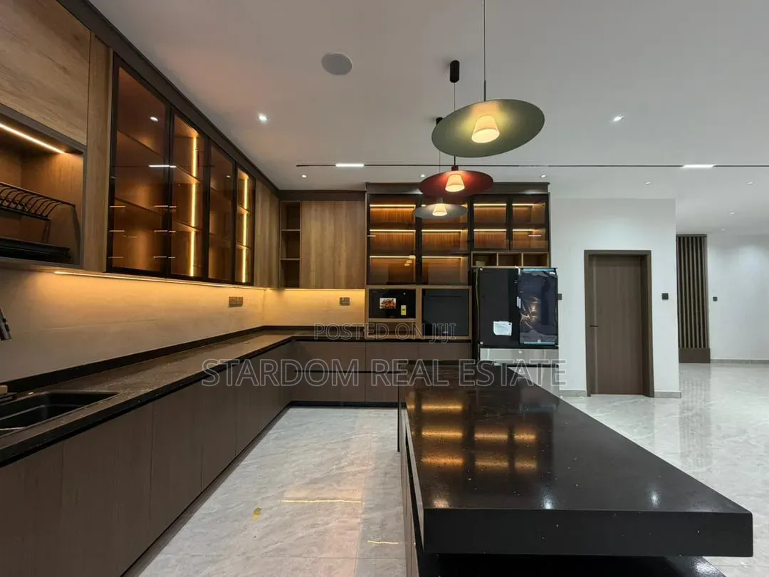4bdrm Duplex in Adjiringanor, Ability for sale in Ability