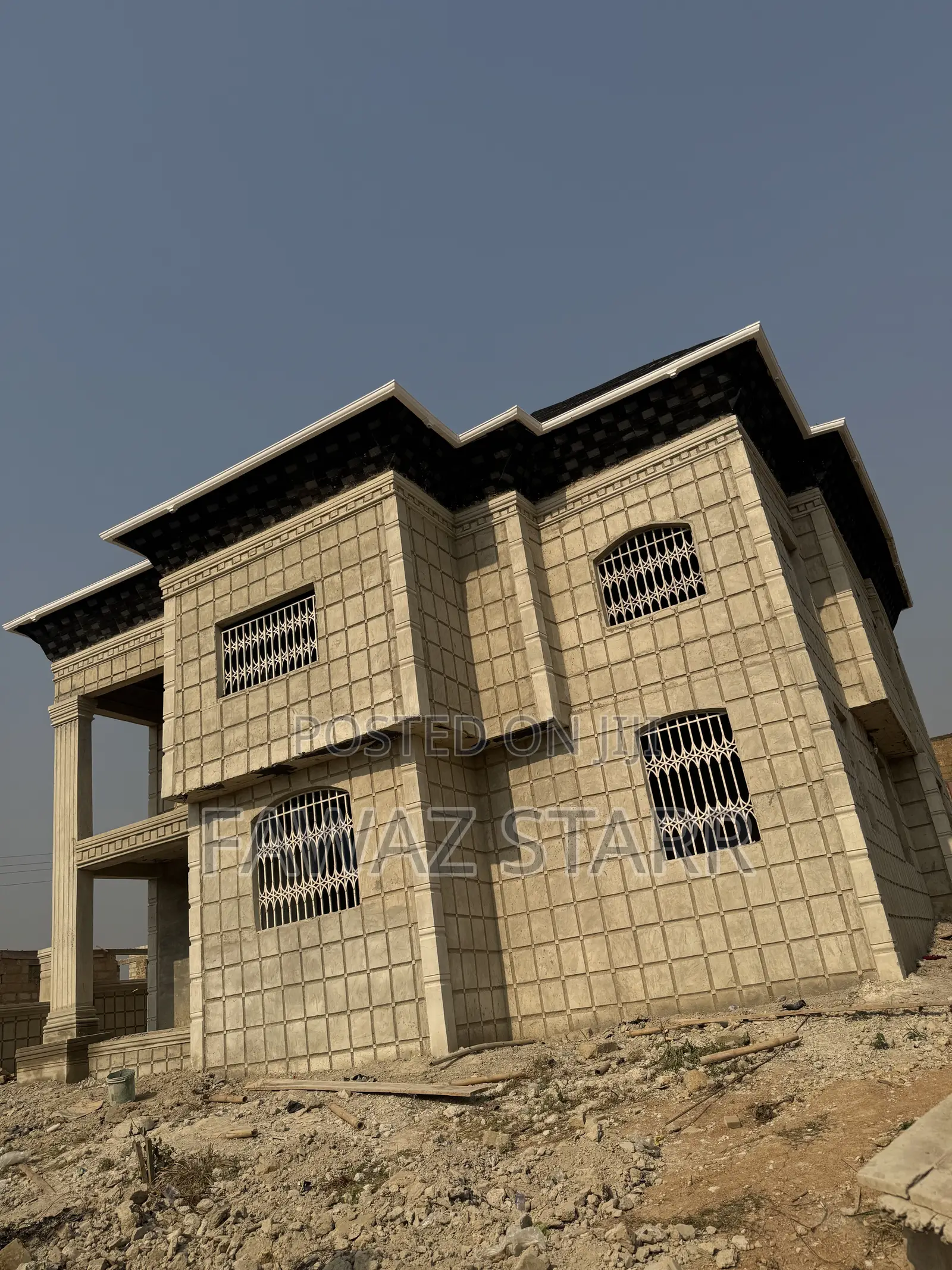 5bdrm Apartment in Good Jobs, Atwima Kwanwoma for sale in Atwima Kwanwoma