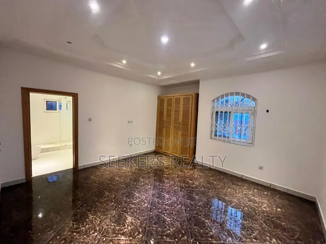 5bdrm House in Seekers Realty, American House for rent in American House