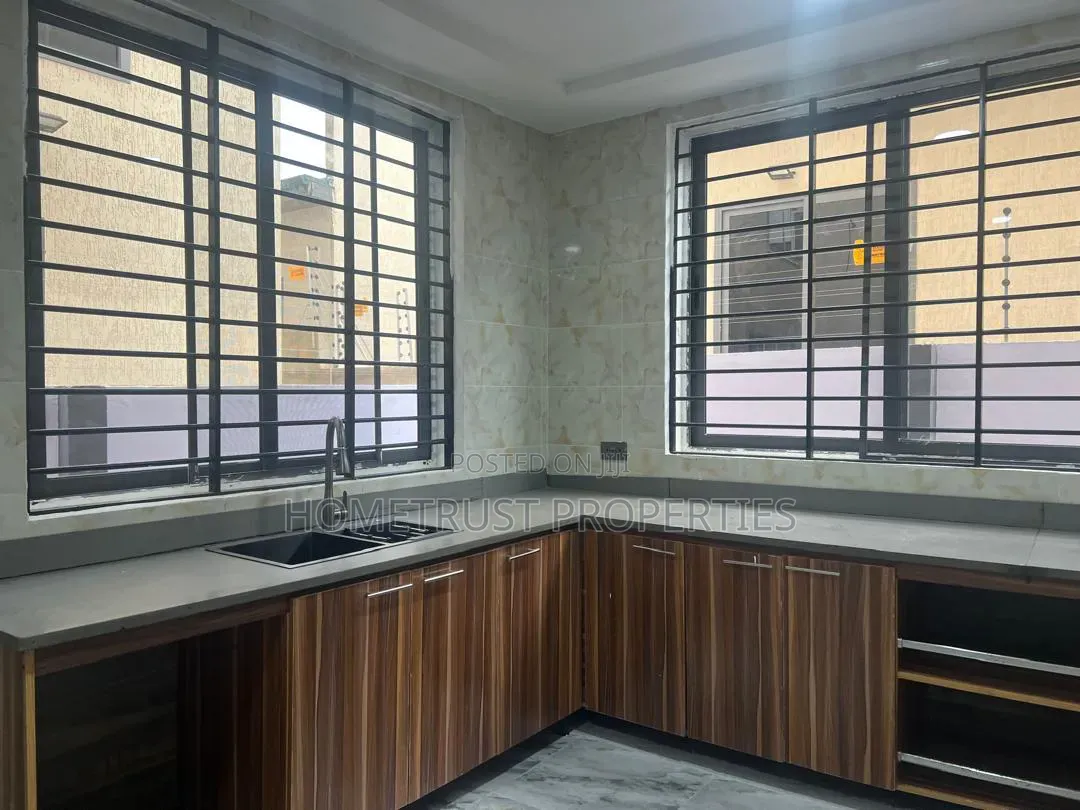 4bdrm House in Kwabenya Acp for rent in Kwabenya