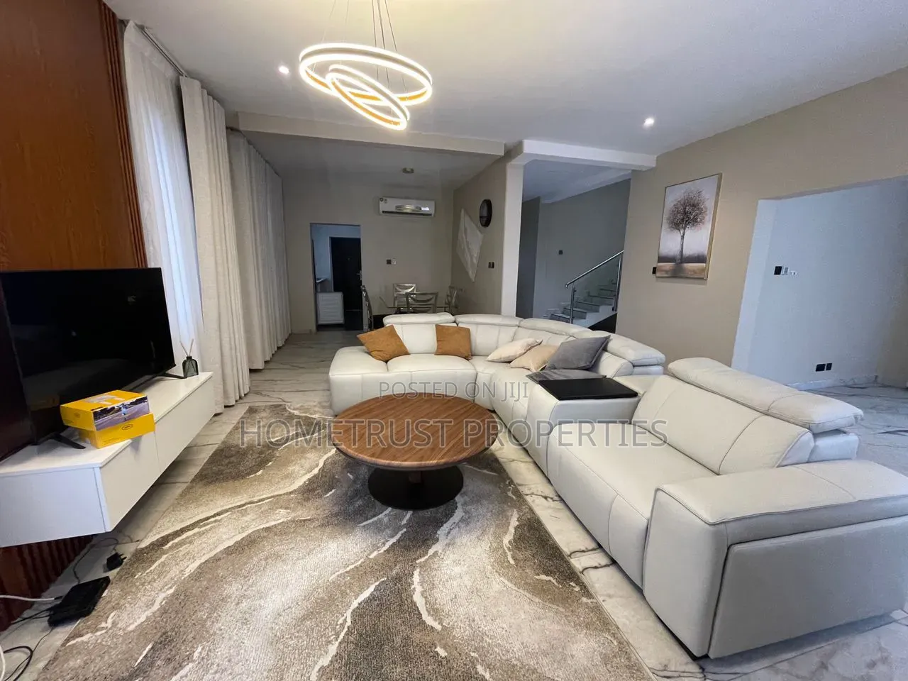 Furnished 4bdrm Duplex in Labone, Coffee Shop Area for rent in Coffee Shop Area