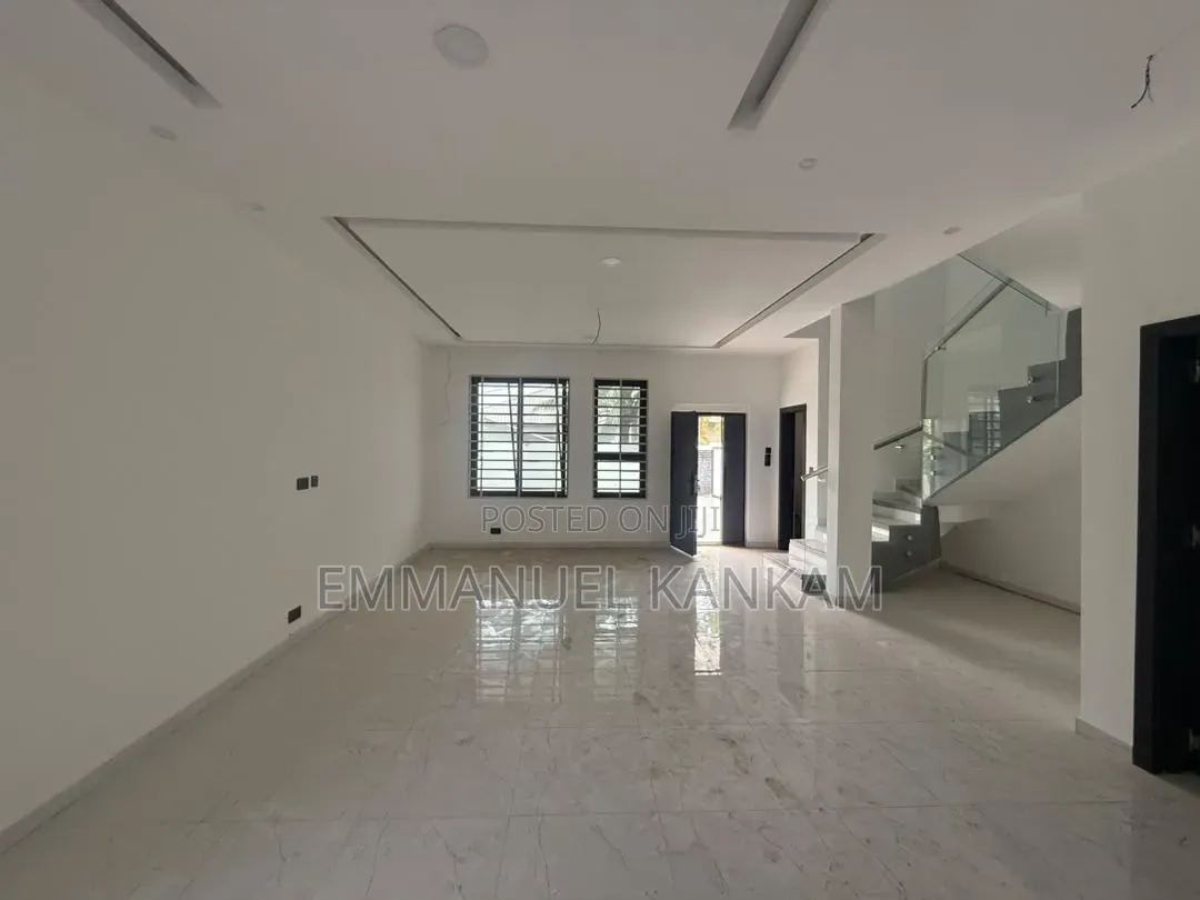 3bdrm House in Baatsona Total for sale in Baatsona Total