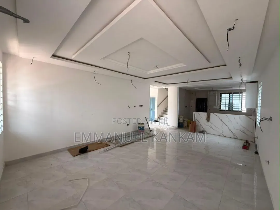 4bdrm House in Sakumono for sale in Sakumono