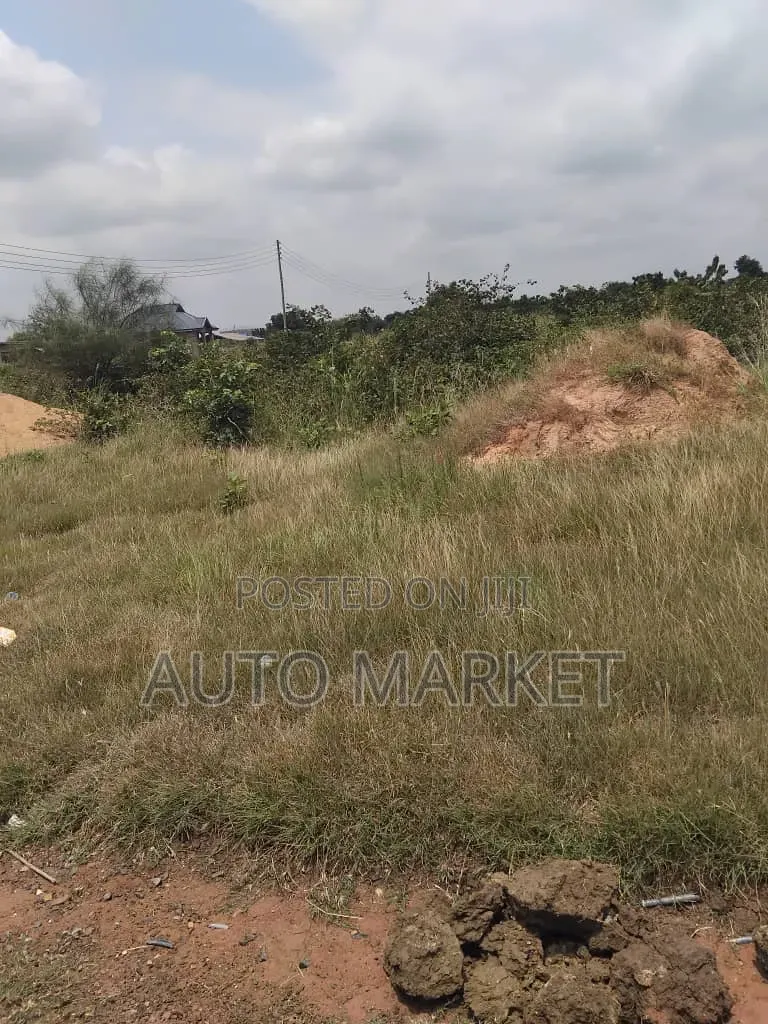 One Plot of Land for Sale in Dawhenya