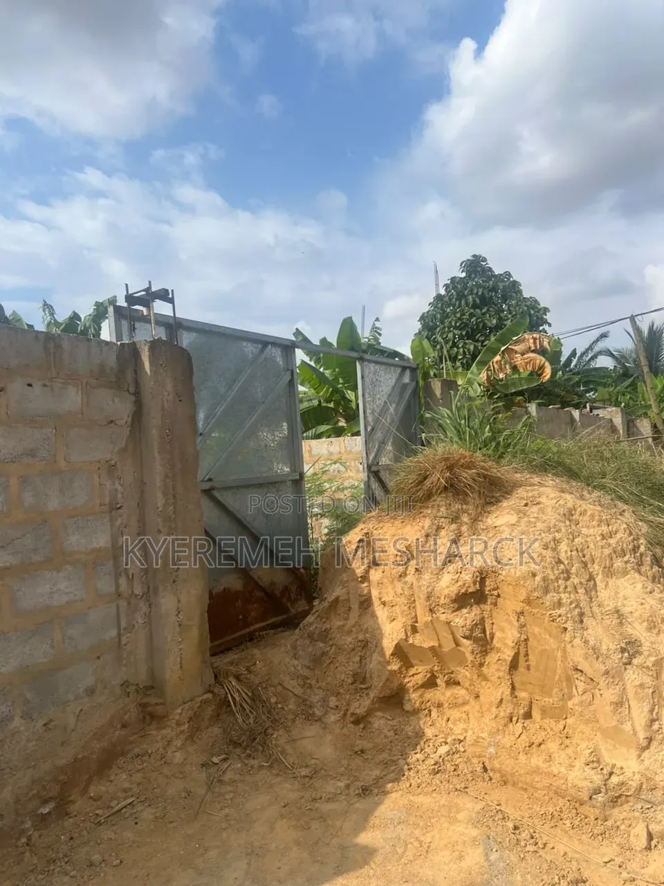 Land for Sale at Abokobi Agbogba Junction in Boi