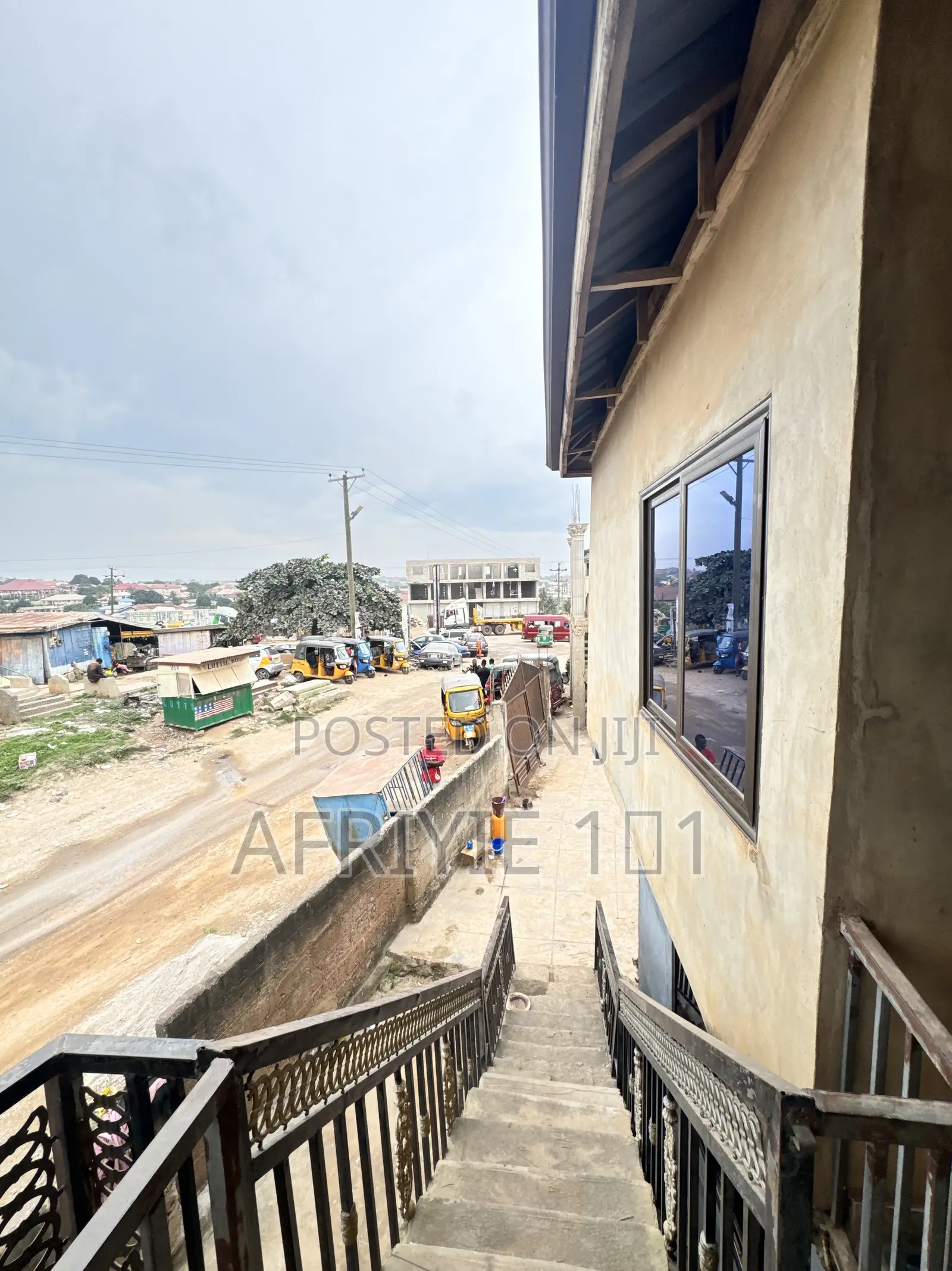 1bdrm Apartment in Large Living Room, Kumasi Metropolitan for rent in Kumasi Metropolitan
