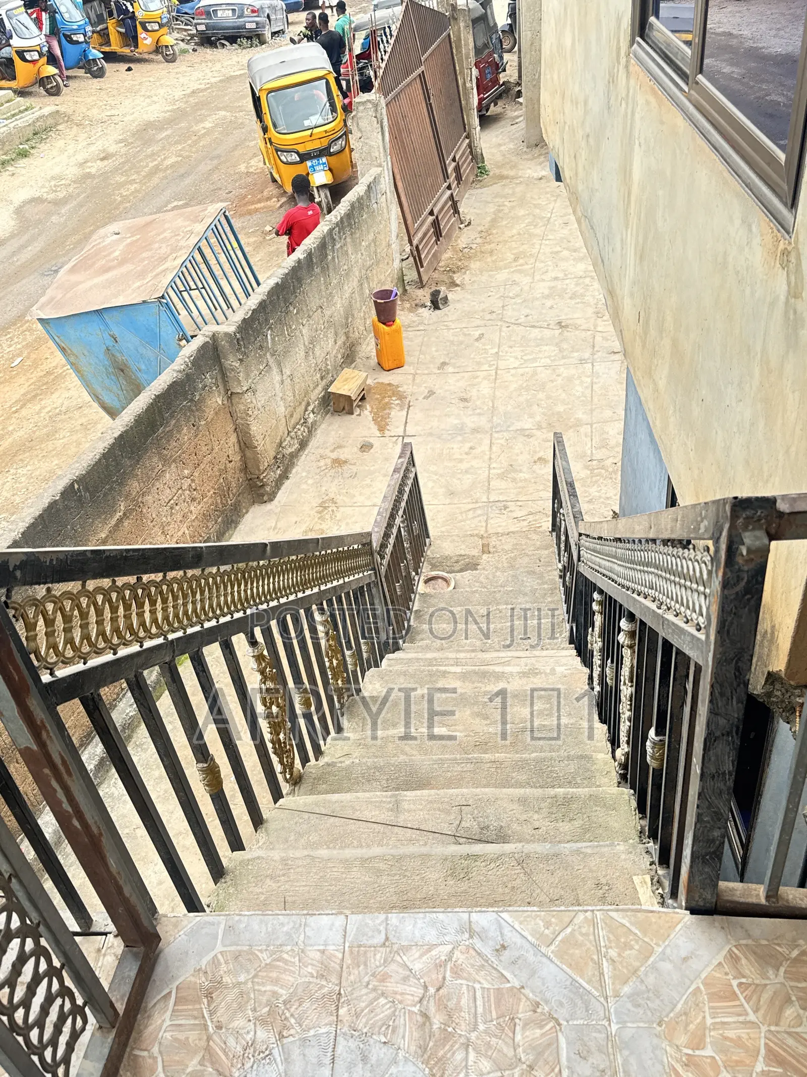1bdrm Apartment in Large Living Room, Kumasi Metropolitan for rent in Kumasi Metropolitan