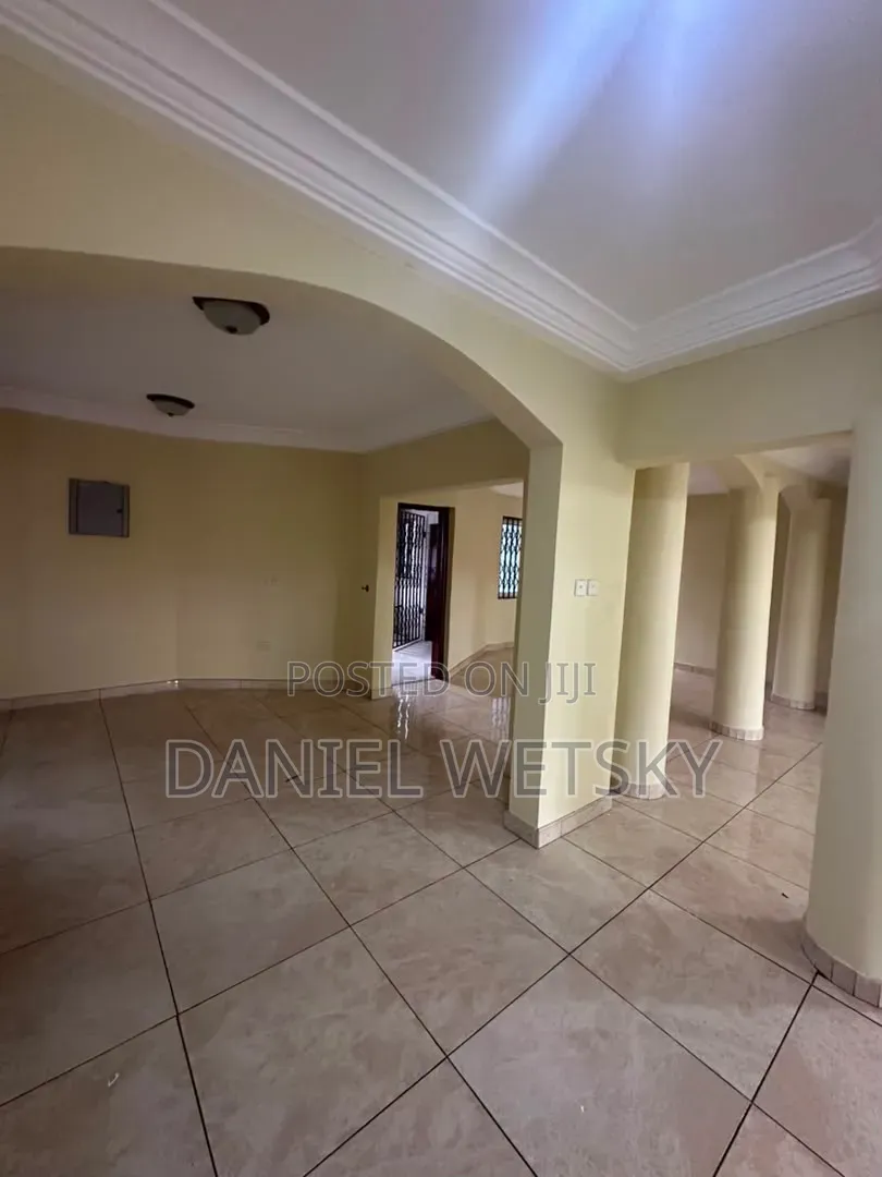 3bdrm Apartment in Haatso Westland, Antis for rent in Antis