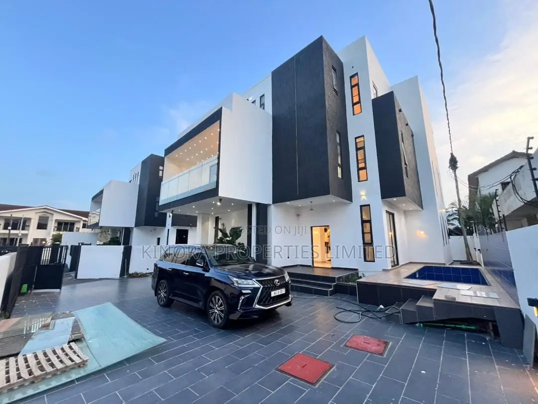 4bdrm Duplex in Anc Area, East Legon for sale in East Legon