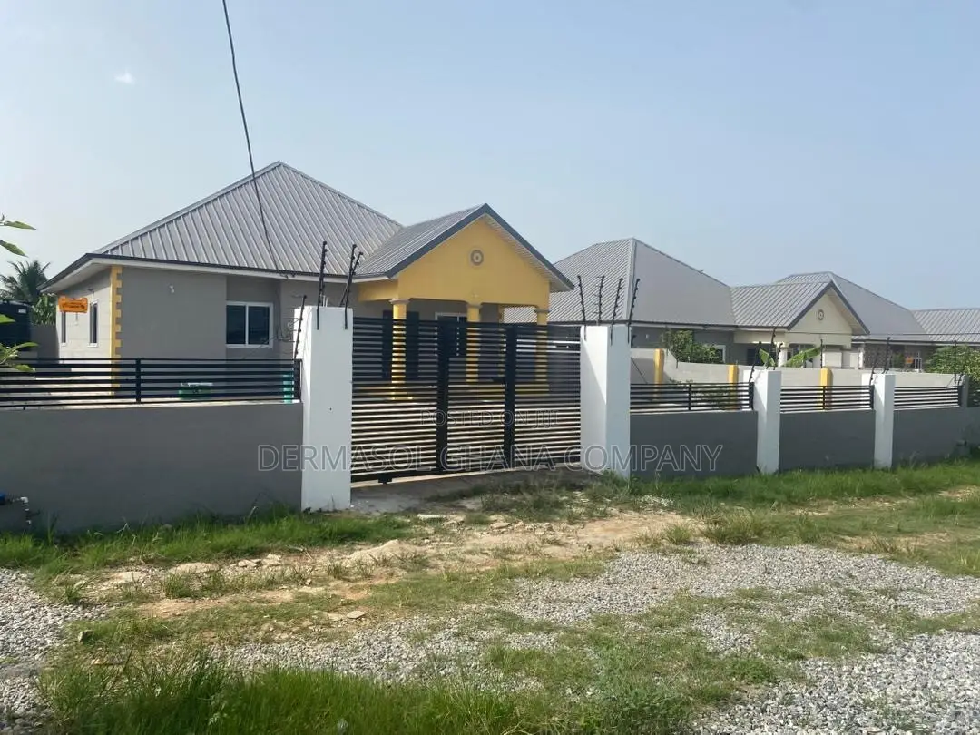 3bdrm House in Adom Estate/Obolo, Kasoa for rent in Kasoa