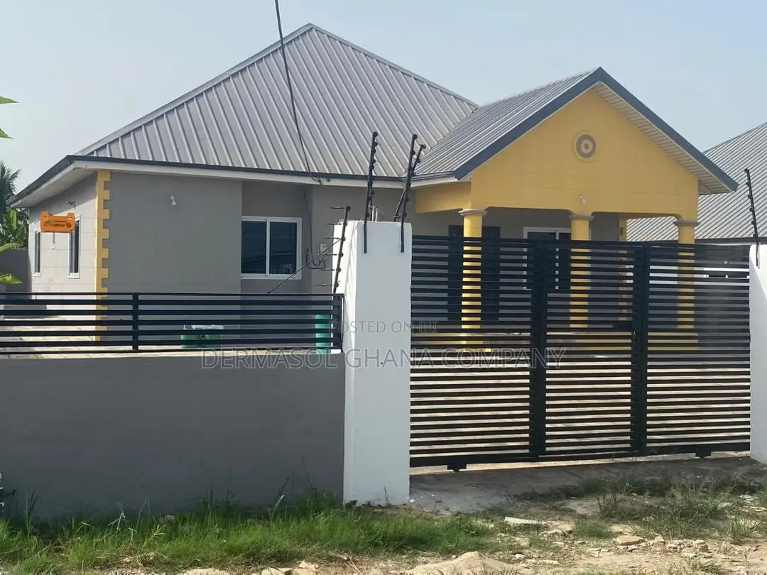 3bdrm House in Adom Estate/Obolo, Kasoa for rent in Kasoa